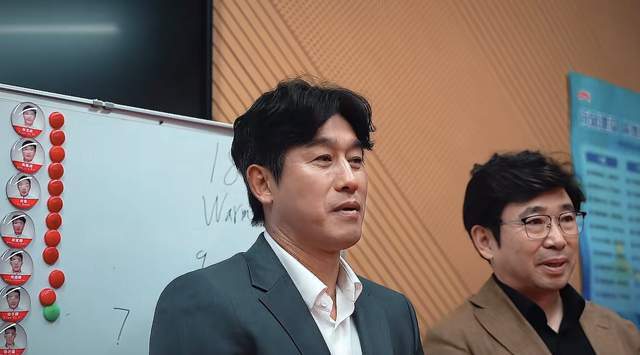 奇异果登录入口-徐正源刚上任遇残阵，辽宁核心停赛，5后卫稳住防守 先拿玉昆试水